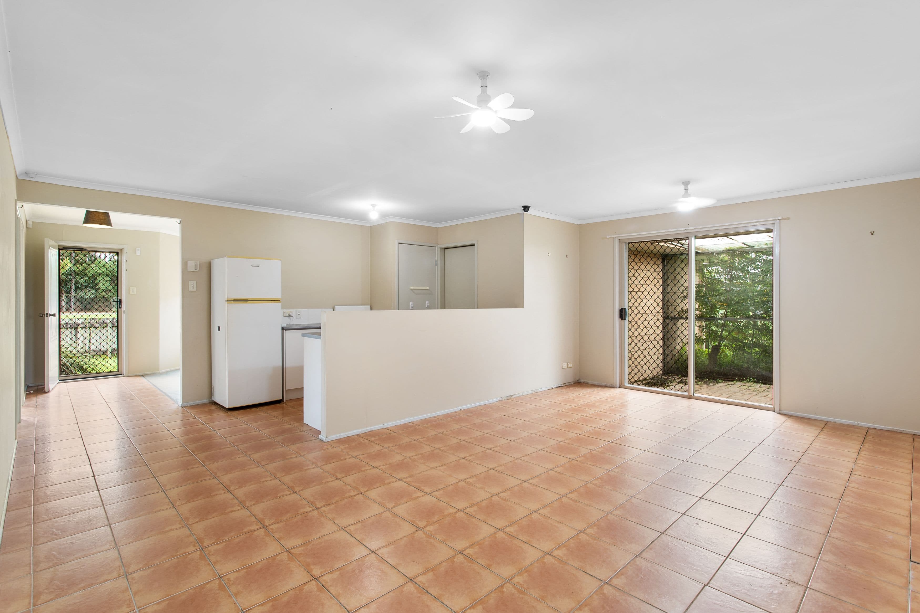 94 Toohey Street, Caboolture QLD 4510, Caboolture - Thumbnail 2