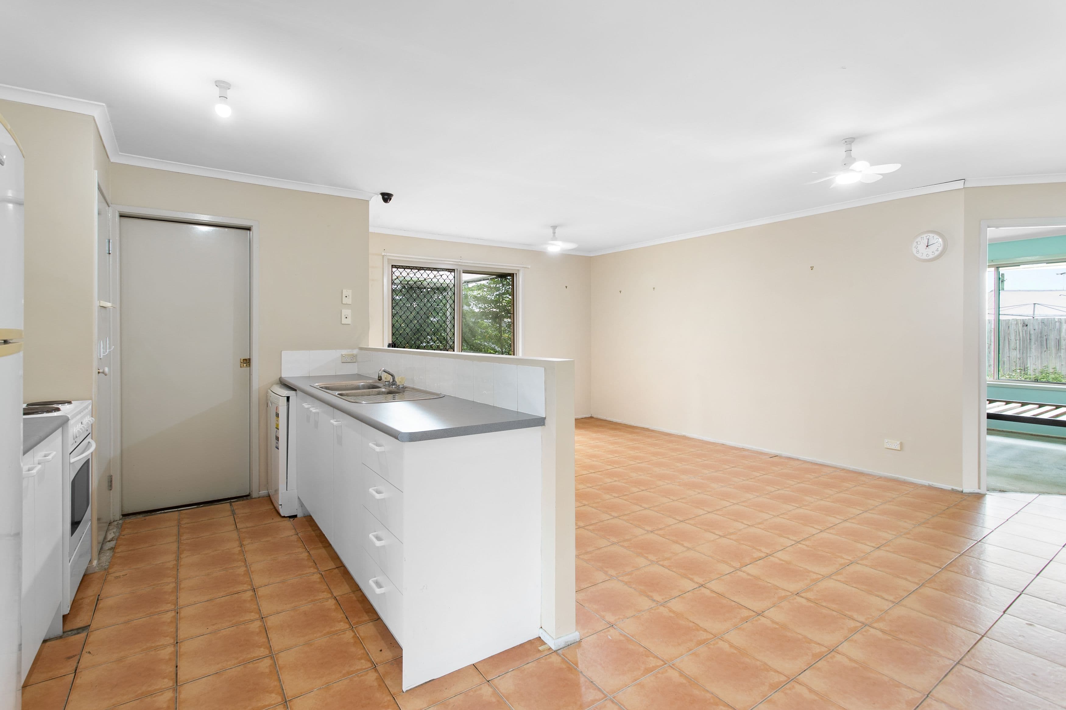 94 Toohey Street, Caboolture QLD 4510, Caboolture - Thumbnail 3