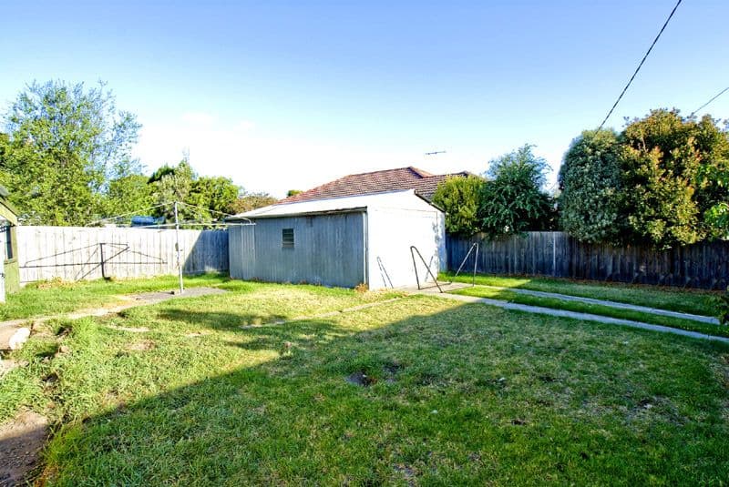 21 Racecourse Road, NOBLE PARK VIC 3174, Noble Park - Thumbnail 5