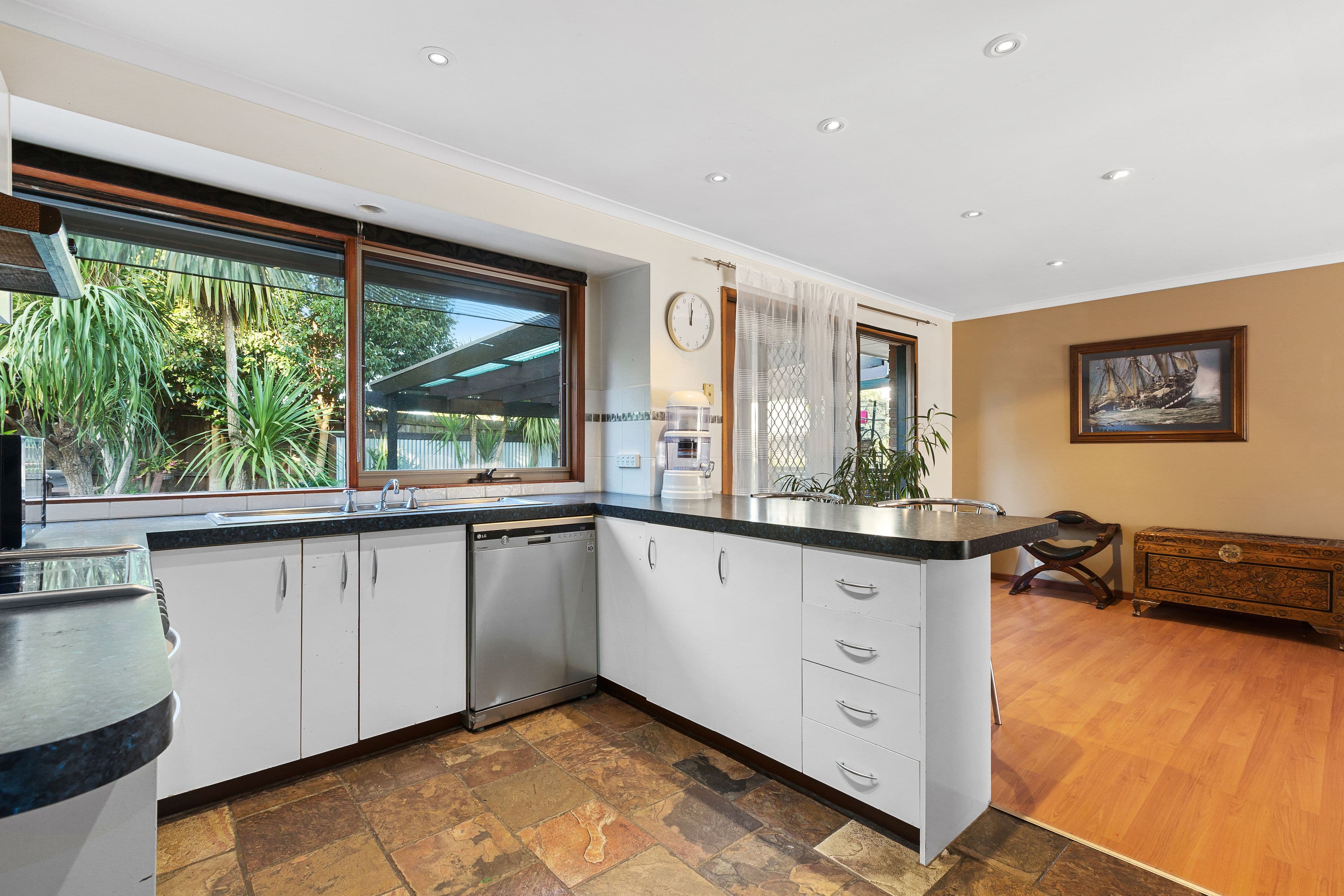 22 Hellenic Court, Carrum Downs VIC 3201, Carrum Downs - Thumbnail 7