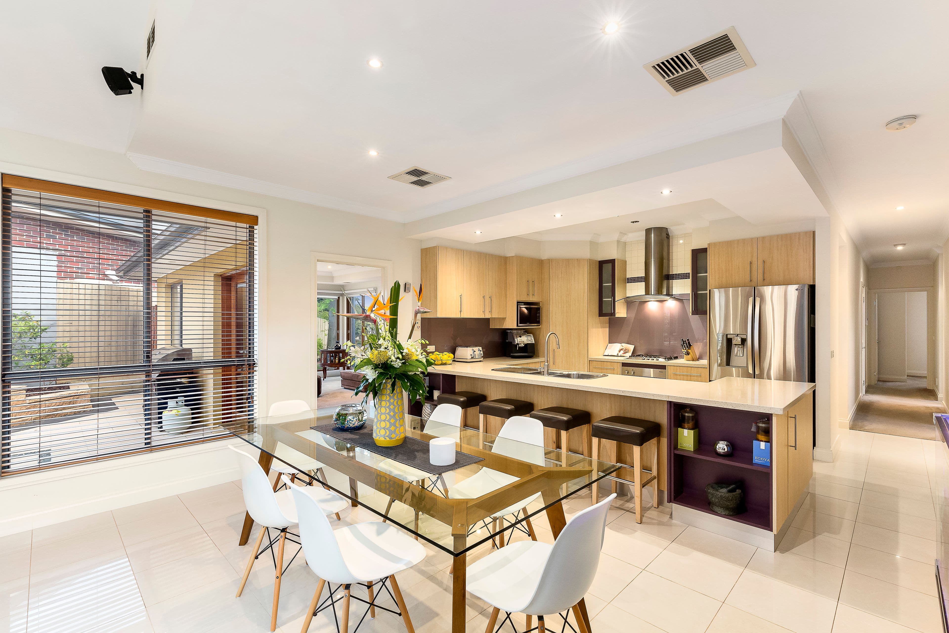 2A Esther Court, Mount Waverley VIC 3149, Mount Waverley - Thumbnail 3