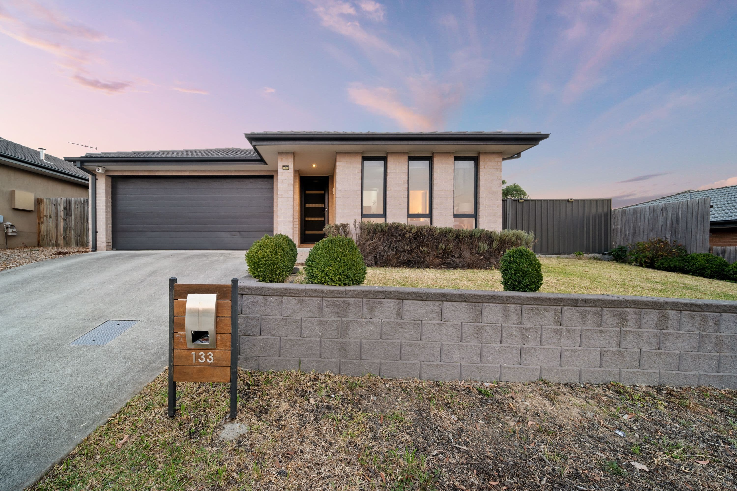 133 Macfarlane Burnet Avenue, Macgregor ACT 2615, Macgregor - Thumbnail 2
