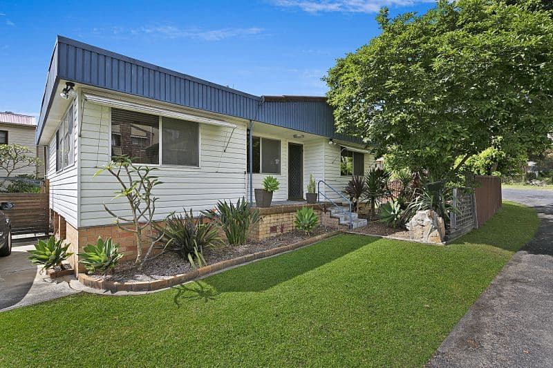 2 Kyeema Avenue, Saratoga NSW 2251, Saratoga - Image 1