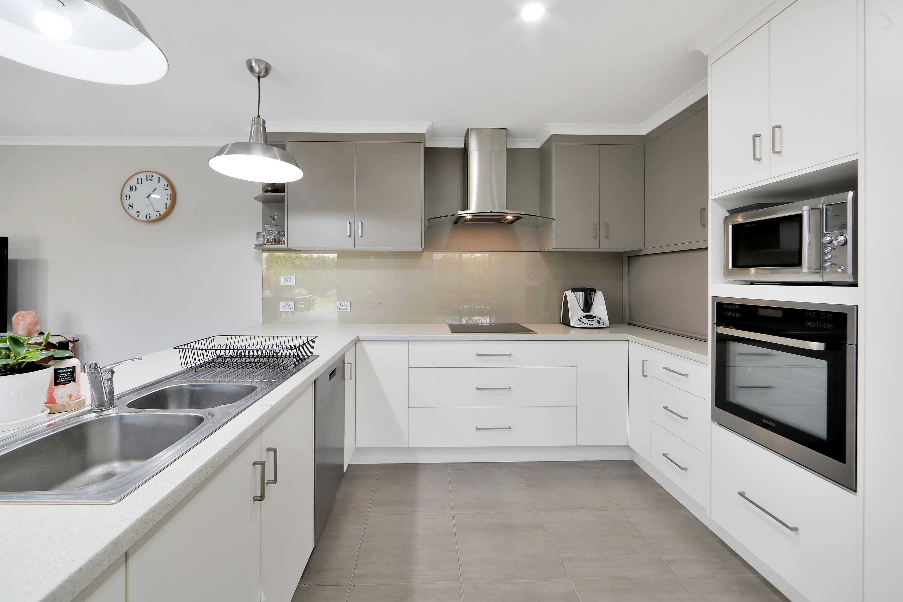 17 Sarra Place, Bundaberg East QLD 4670, Bundaberg East - Thumbnail 4