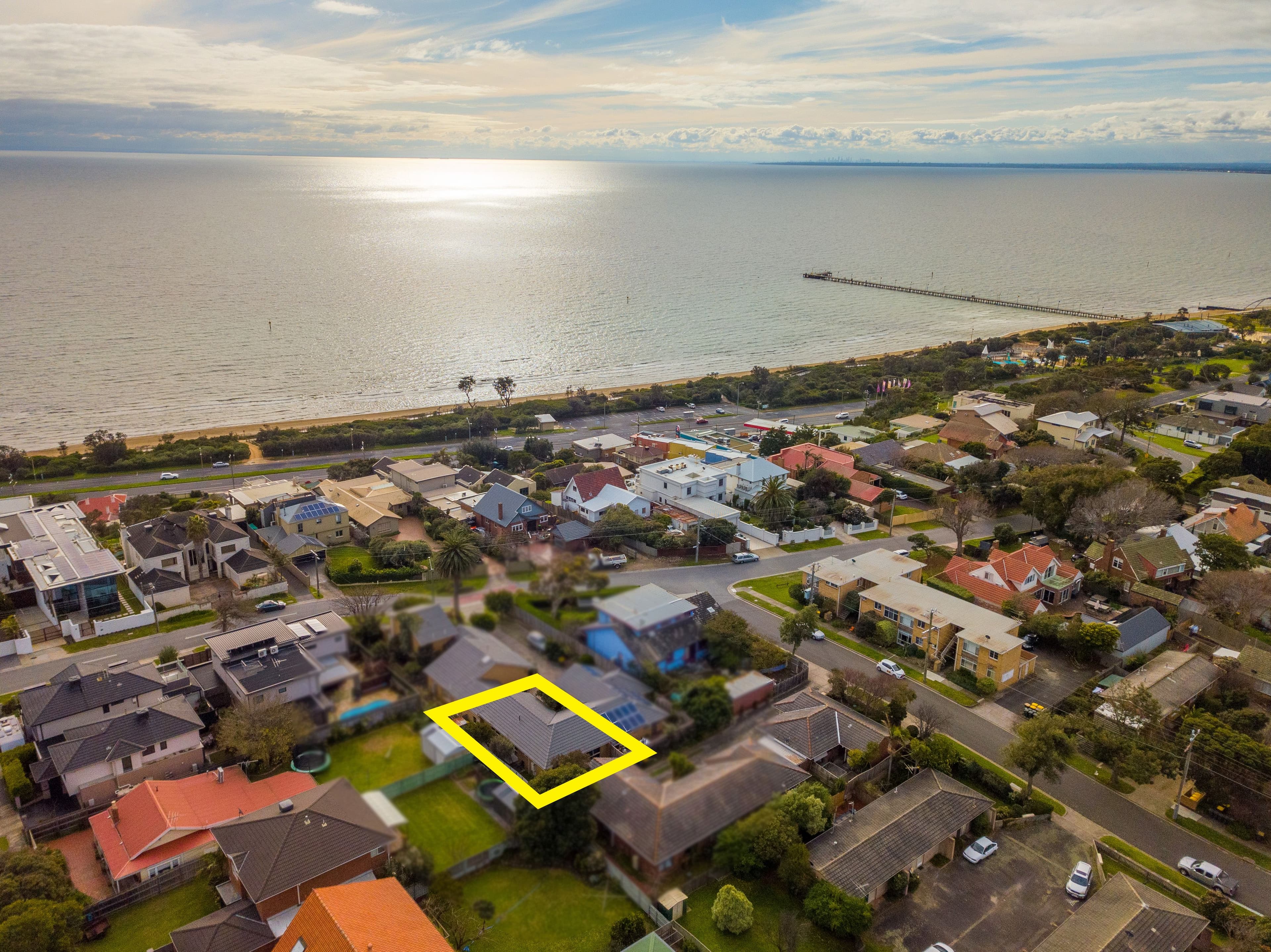 17 Cliff Road, Frankston VIC 3199, Frankston - Thumbnail 2
