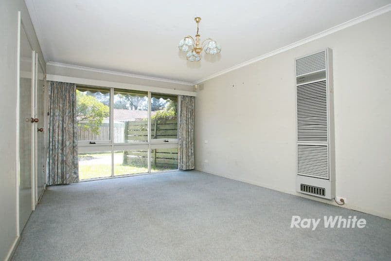 15 Tucker Street, CRANBOURNE VIC 3977, Cranbourne - Thumbnail 2
