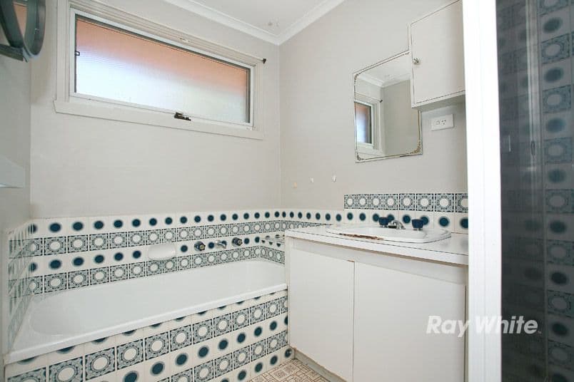 15 Tucker Street, CRANBOURNE VIC 3977, Cranbourne - Thumbnail 6