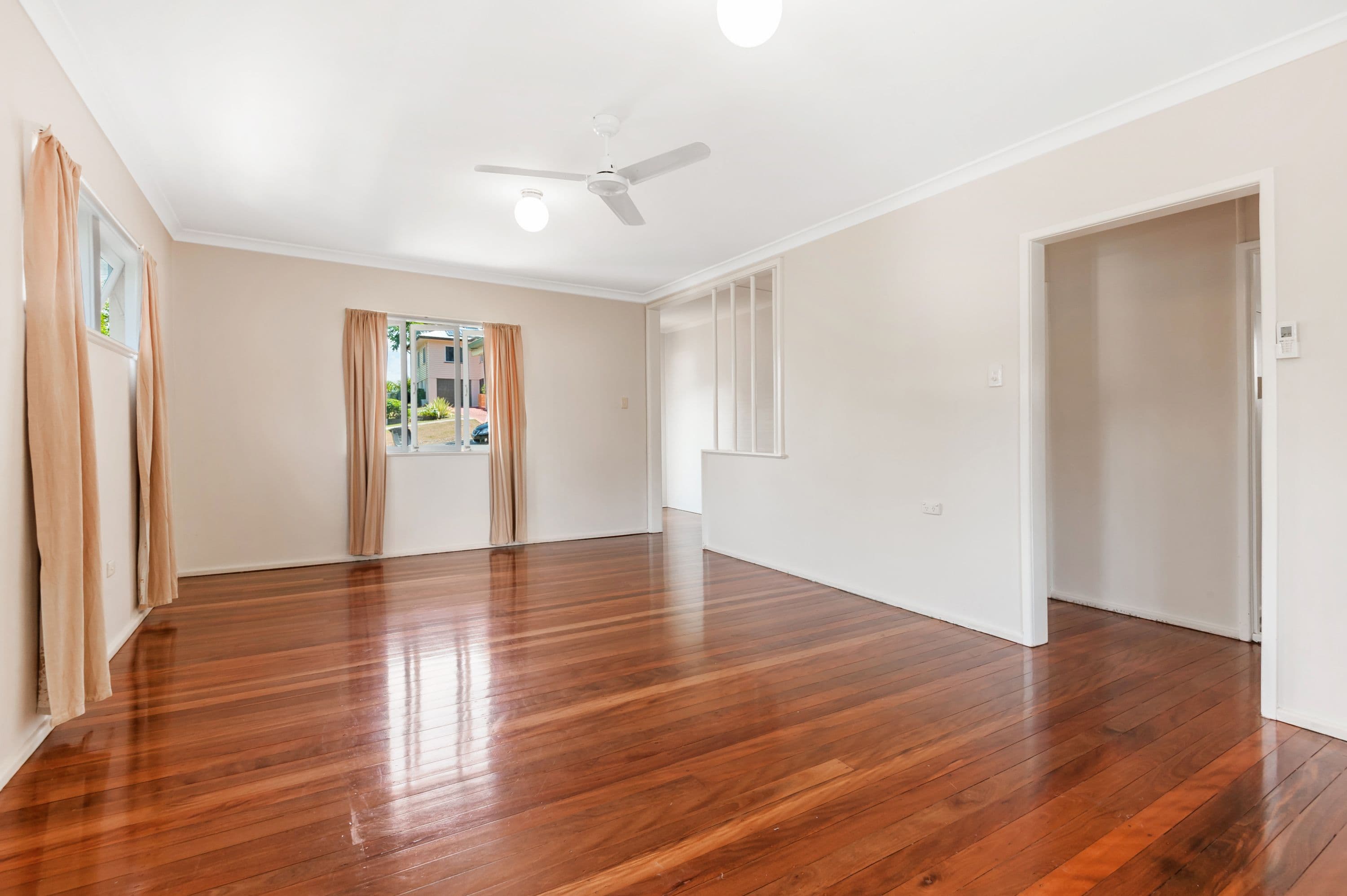 9 Equinox Street, Taringa QLD 4068, Taringa - Thumbnail 2