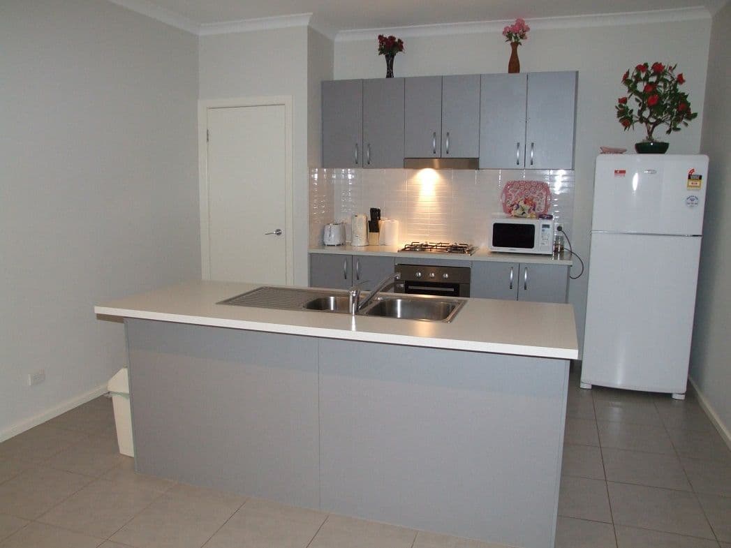 2c Oldershaw Road, MELTON VIC 3337, Melton - Thumbnail 2