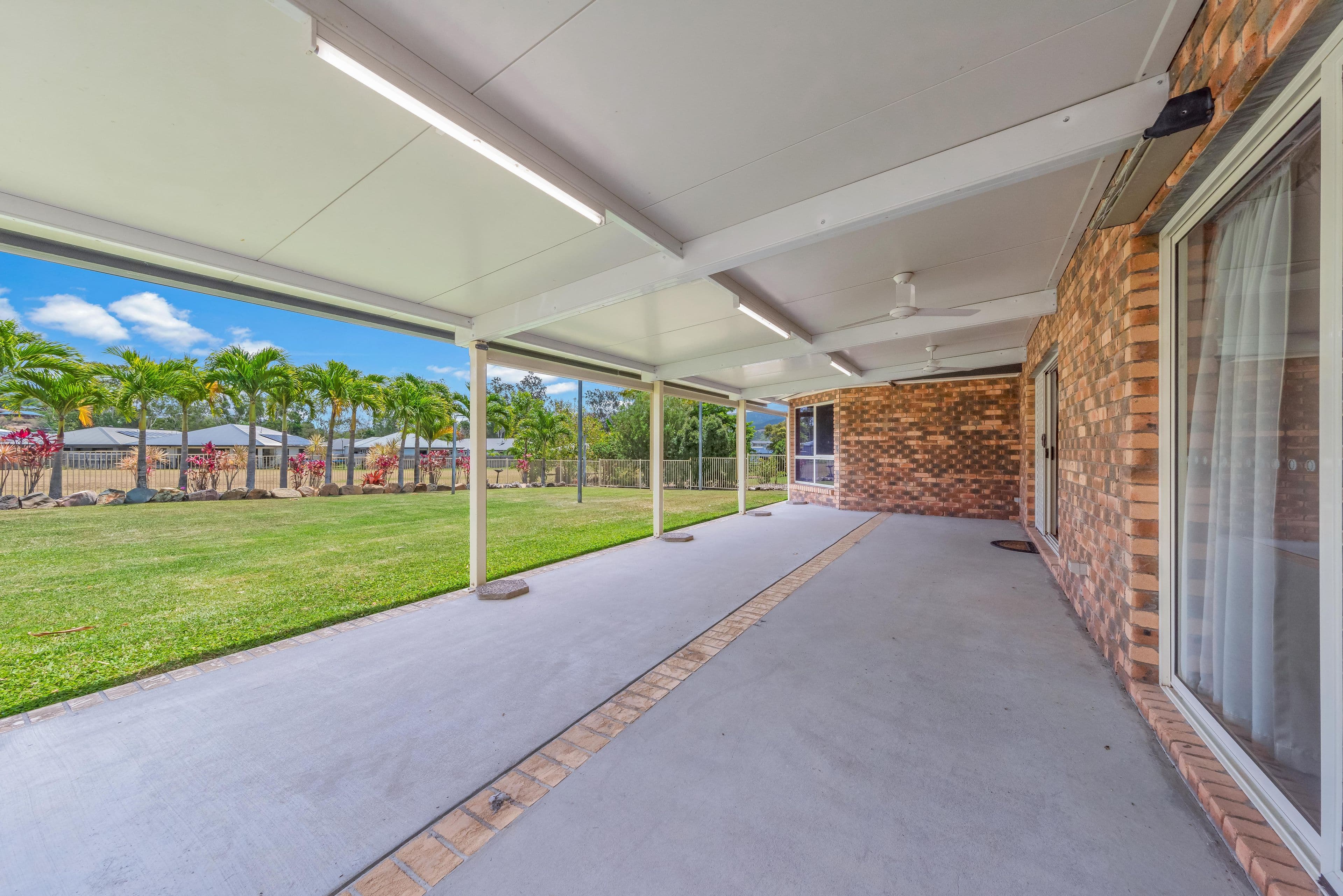 26 Valley Drive, Cannonvale QLD 4802, Cannonvale - Thumbnail 5