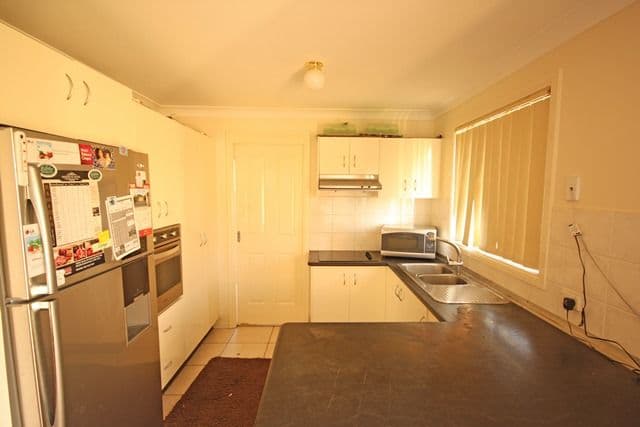 40 Tobruk Street, NARELLAN VALE NSW 2567, Narellan Vale - Thumbnail 2