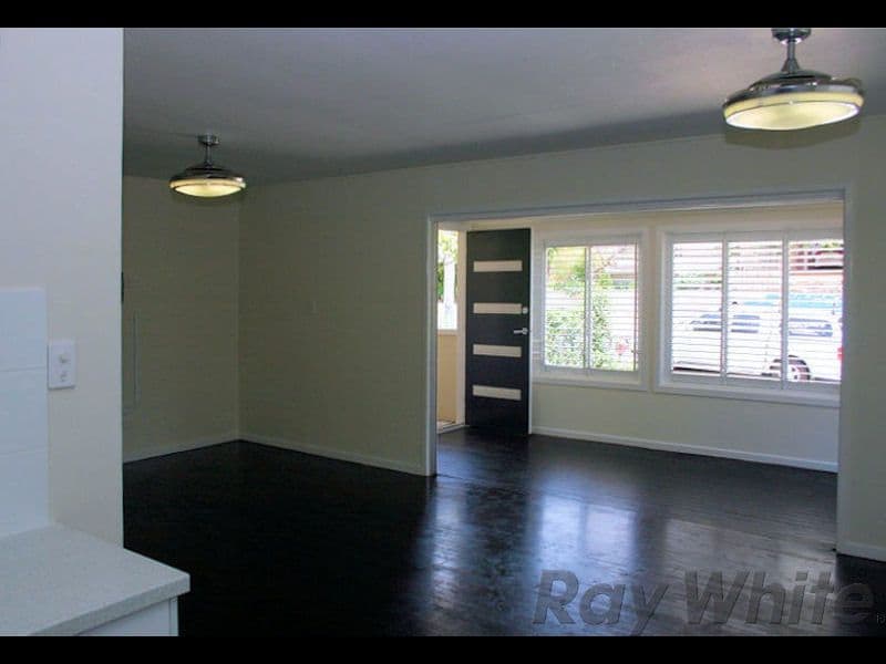 8 Tracey Street, Kenmore QLD 4069, Kenmore - Thumbnail 2