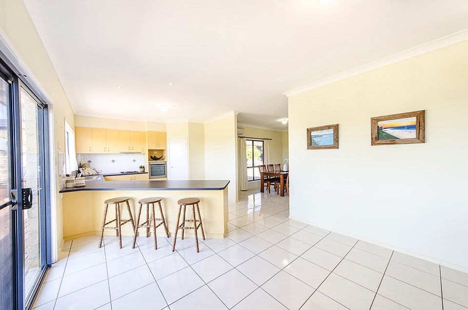 11 Morris Court, COTSWOLD HILLS QLD 4350, Cotswold Hills - Thumbnail 6