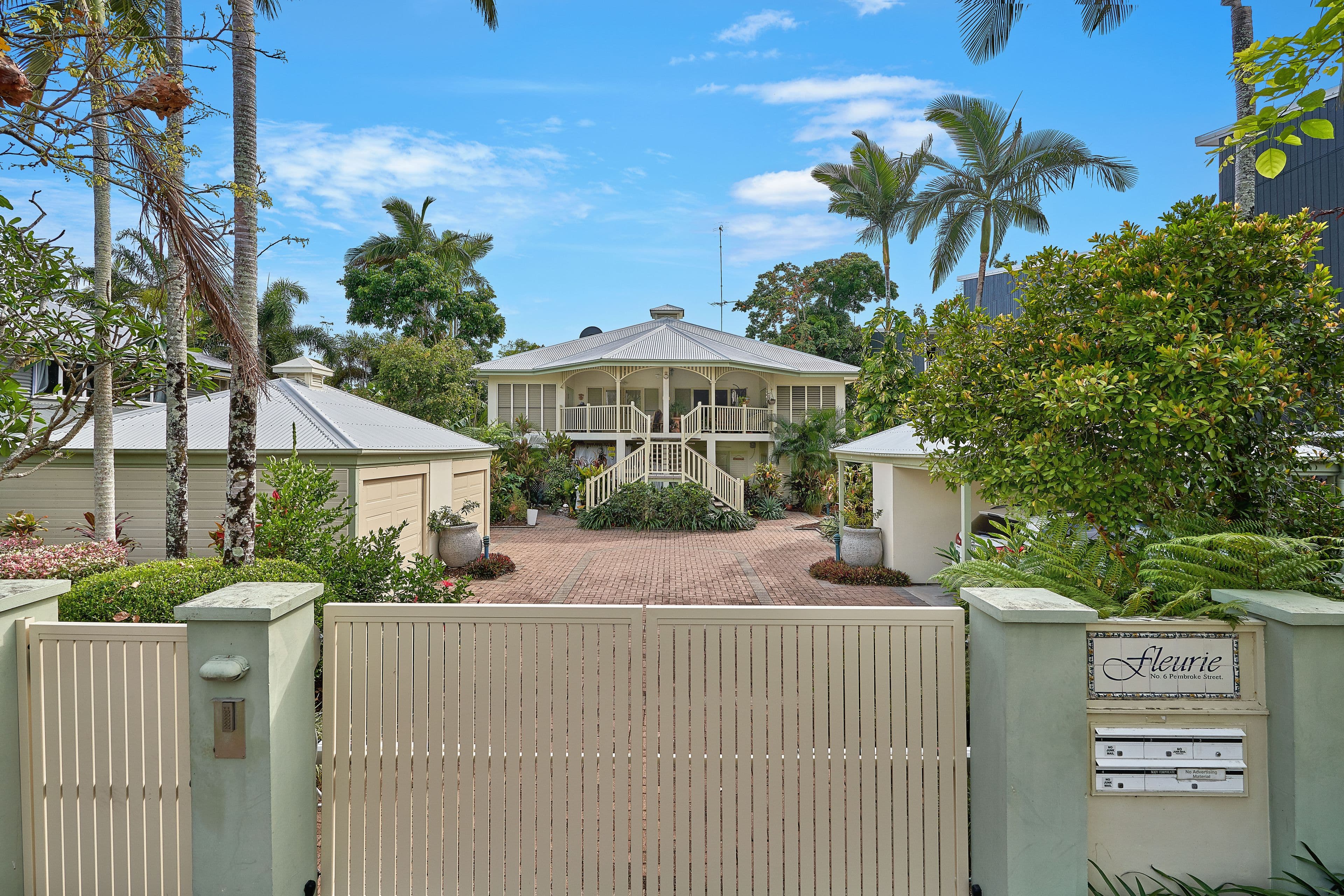 6 Pembroke Street, Parramatta Park QLD 4870, Parramatta Park - Image 1