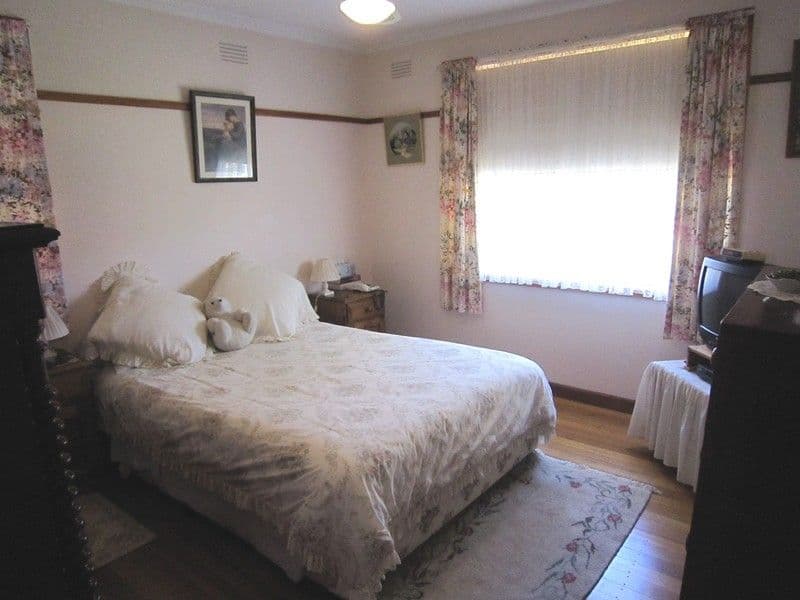 28 Freeman Street, ECHUCA VIC 3564, Echuca - Thumbnail 6