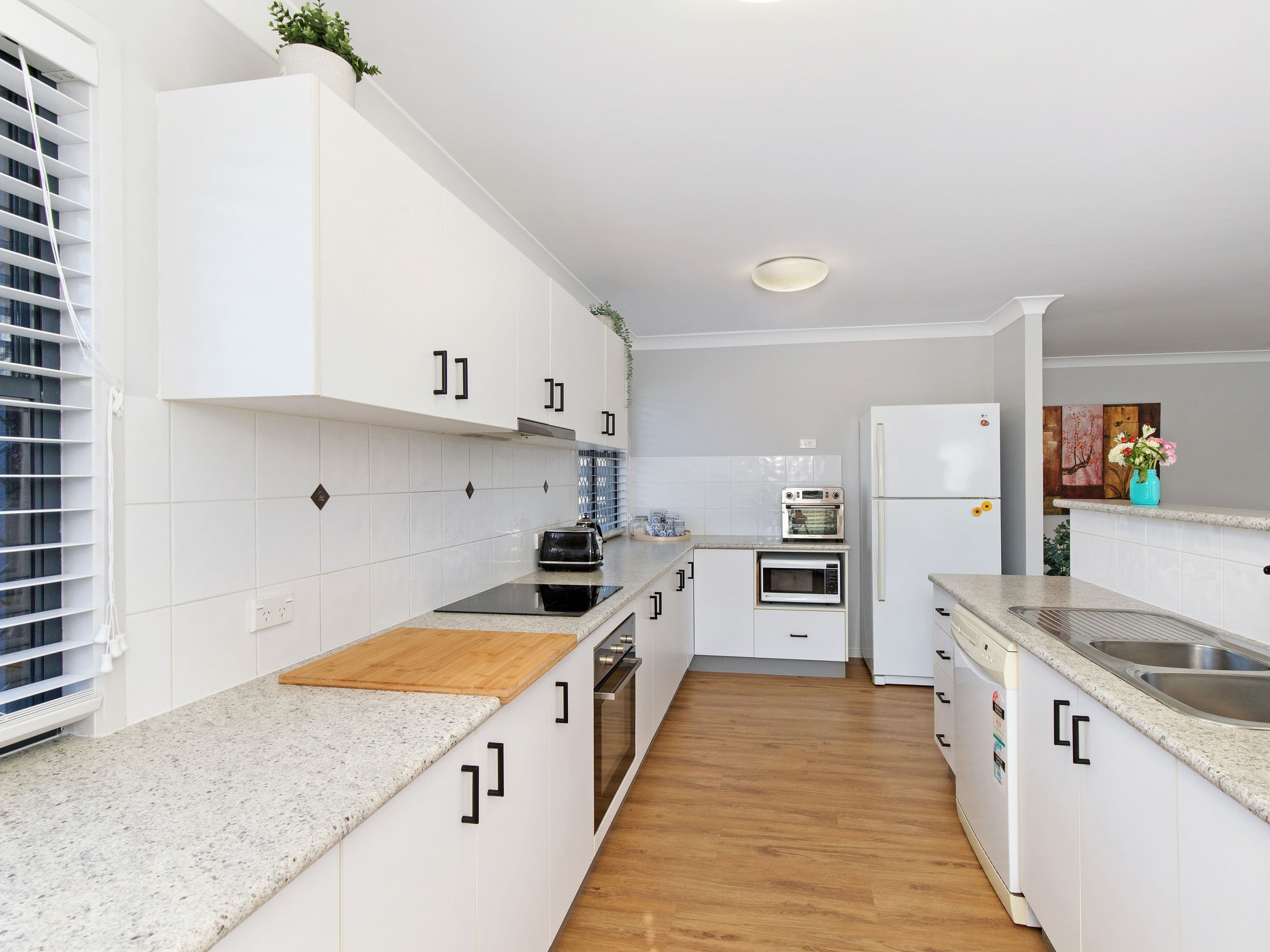 9 Freestone Drive, Upper Coomera QLD 4209, Upper Coomera - Thumbnail 5