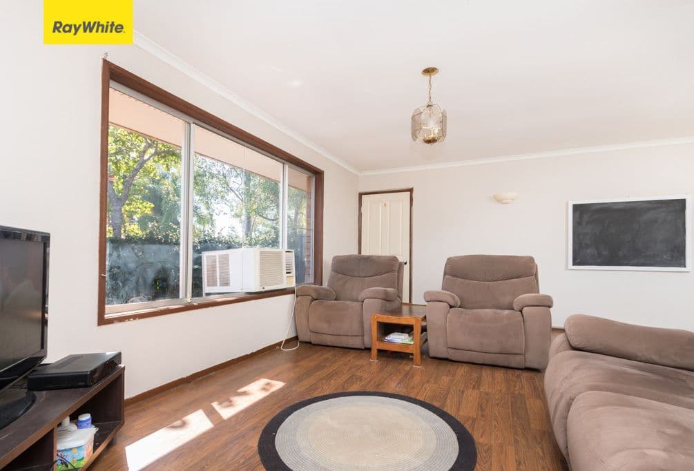 8 Barrine Court, Petrie QLD 4502, Petrie - Thumbnail 4