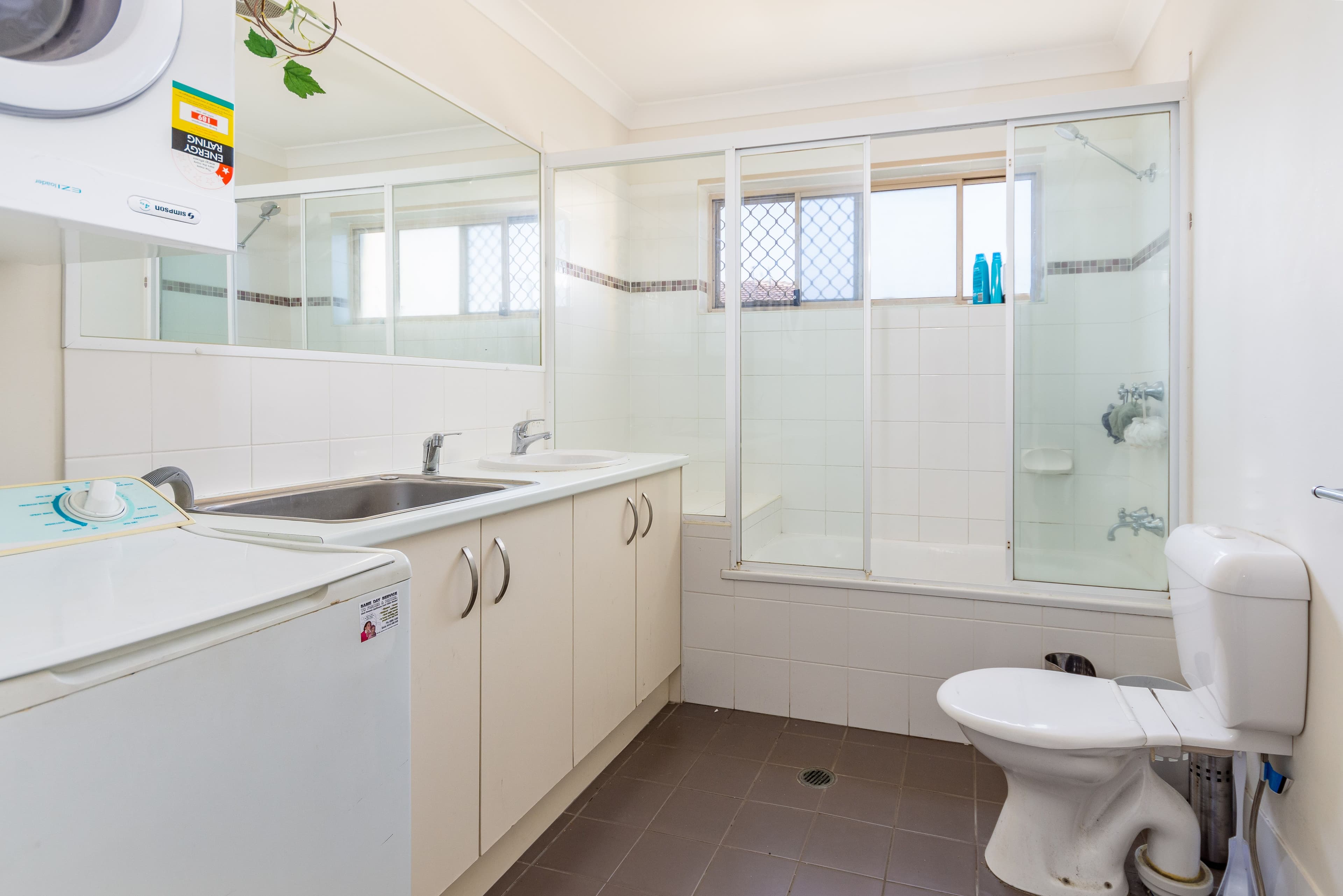 64 Sparkes Street, Chermside QLD 4032, Chermside - Thumbnail 8