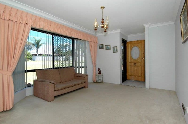 67 Murchison Way, GOSNELLS WA 6110, Gosnells - Thumbnail 4