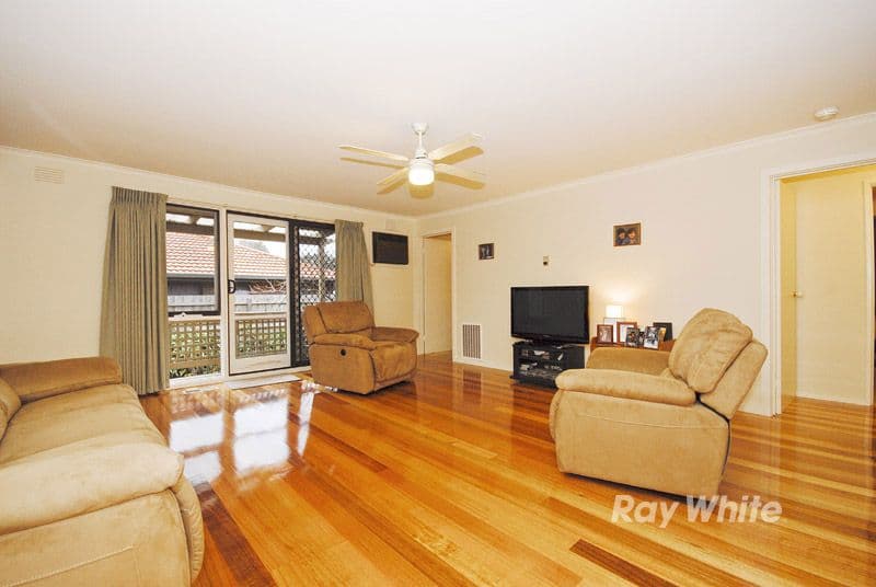25 Loxton Avenue, WANTIRNA SOUTH VIC 3152, Wantirna South - Thumbnail 2
