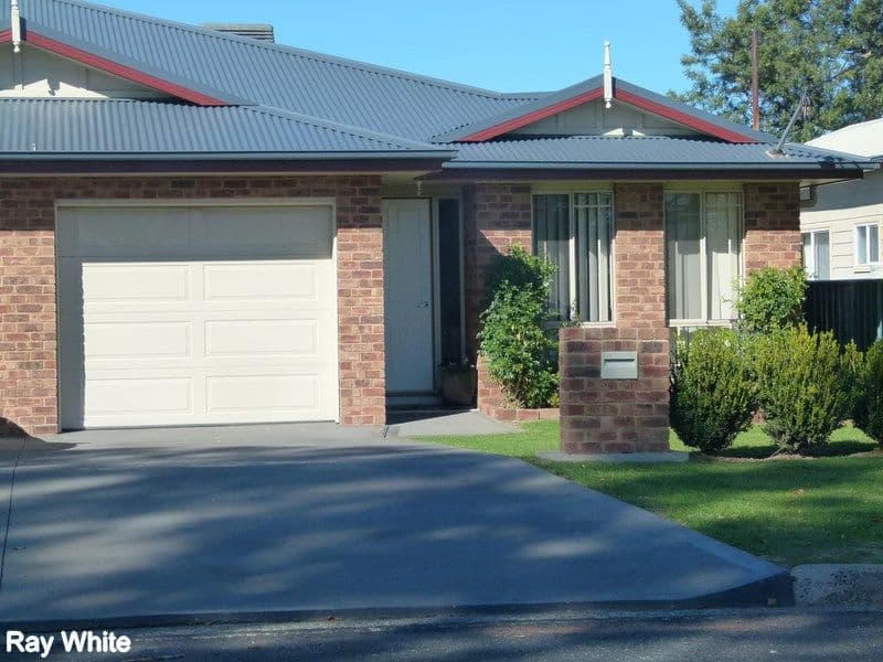 4 Parkes Street, Forbes NSW 2871, Forbes - Image 1