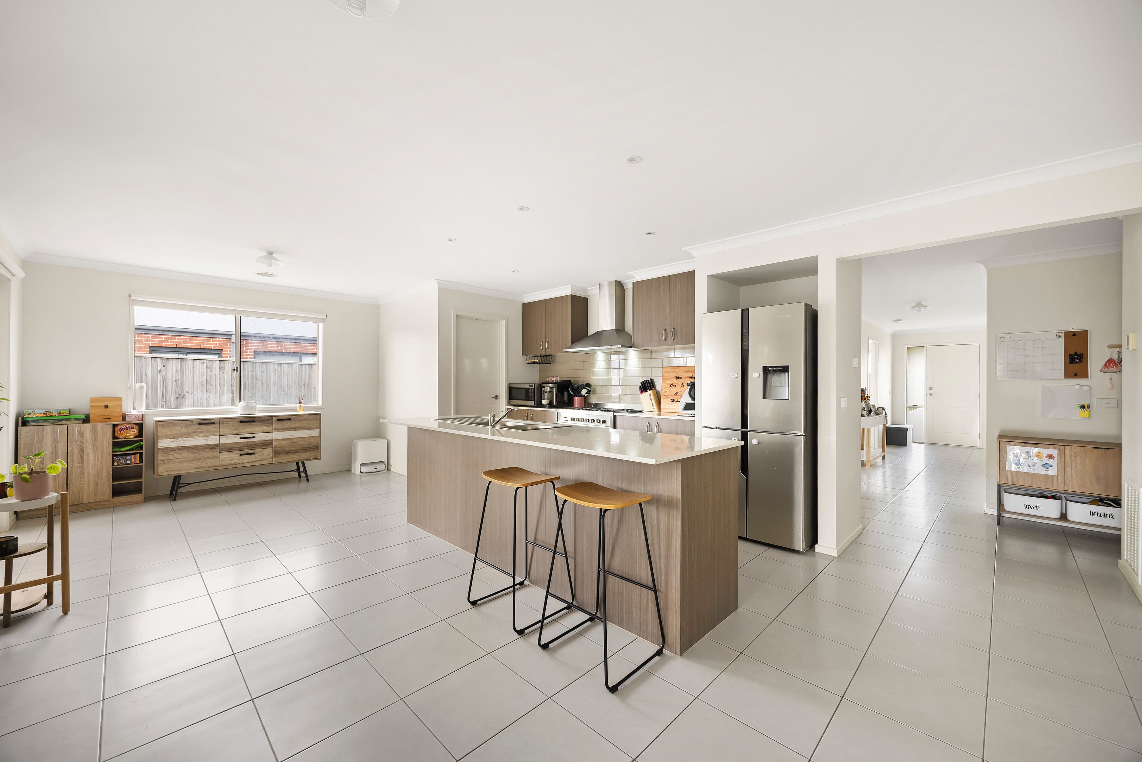 8 Dianella Way, Romsey VIC 3434, Romsey - Thumbnail 4