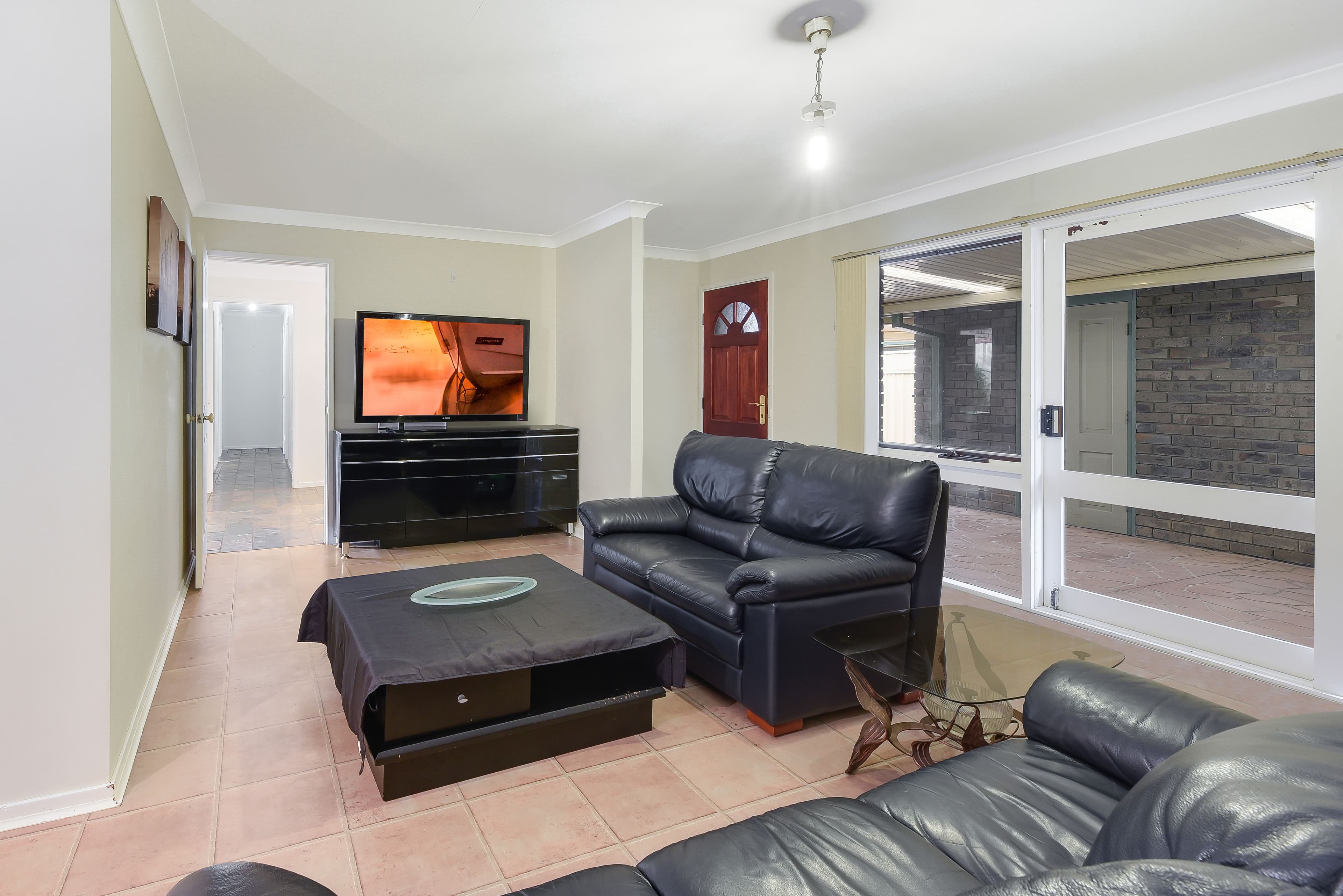 92 Spitfire Drive, Raby - Thumbnail 3