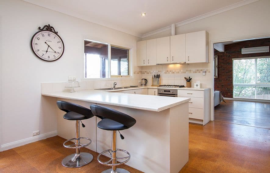 11 Jarrah Court, GREENSBOROUGH VIC 3088, Greensborough - Thumbnail 4