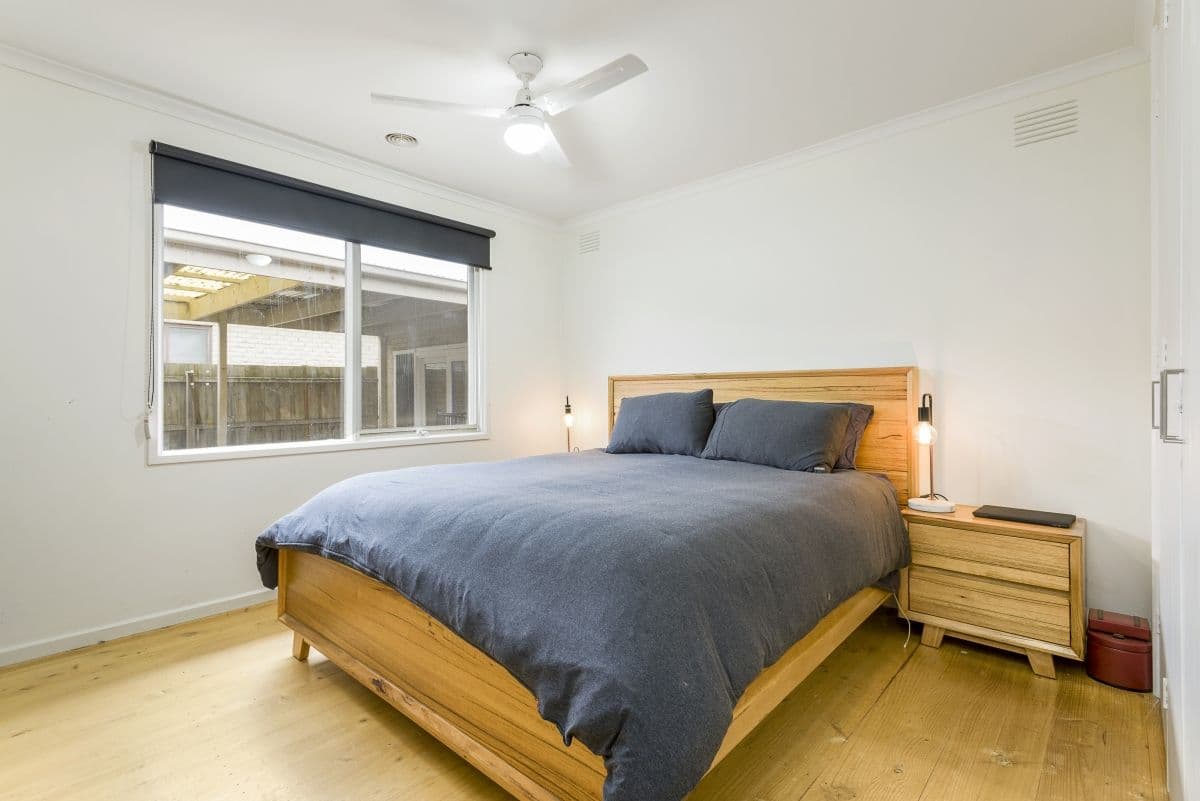 16 Grant Avenue, Werribee VIC 3030, Werribee - Thumbnail 5