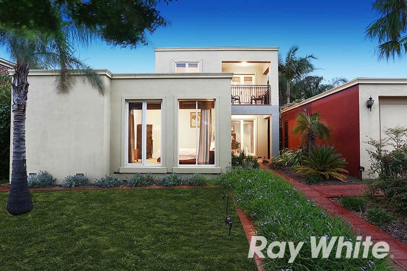 26 Fernhill Drive, Dingley Village VIC 3172, Dingley Village - Thumbnail 2