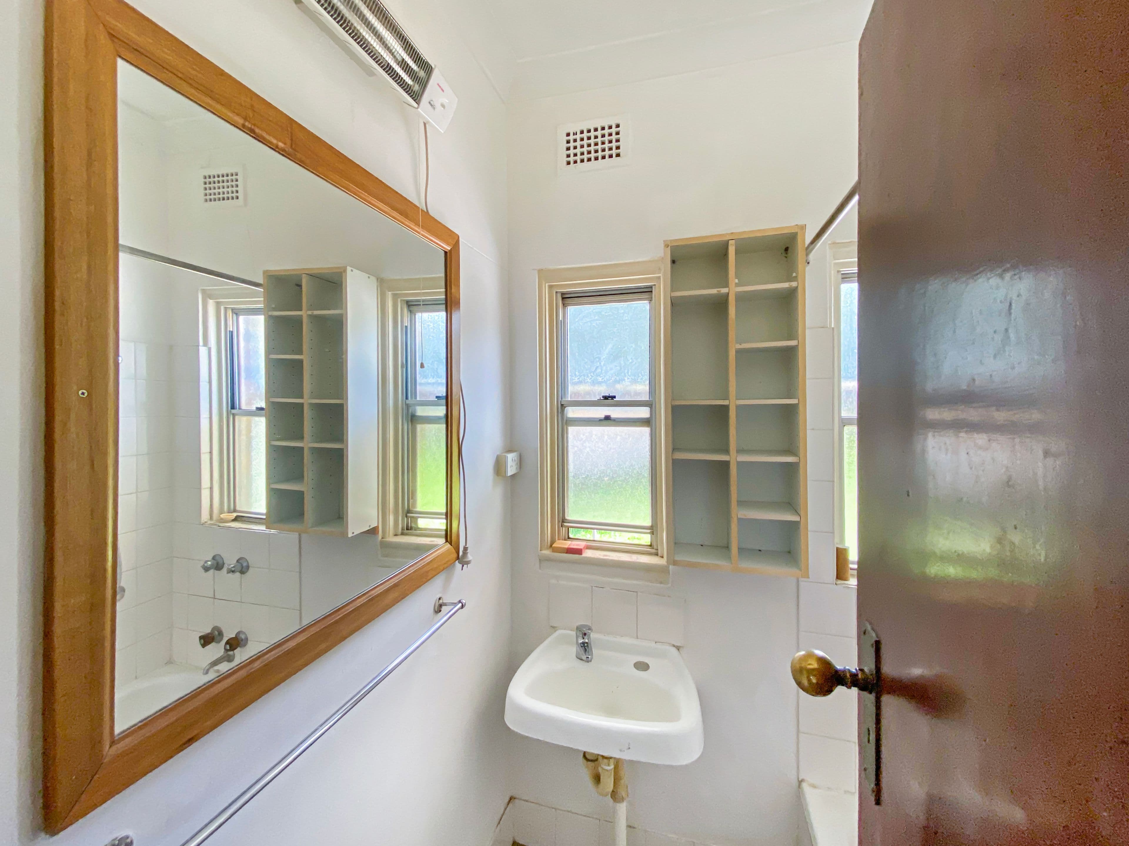 9 Iluka Street, Riverwood NSW 2210, Riverwood - Thumbnail 6