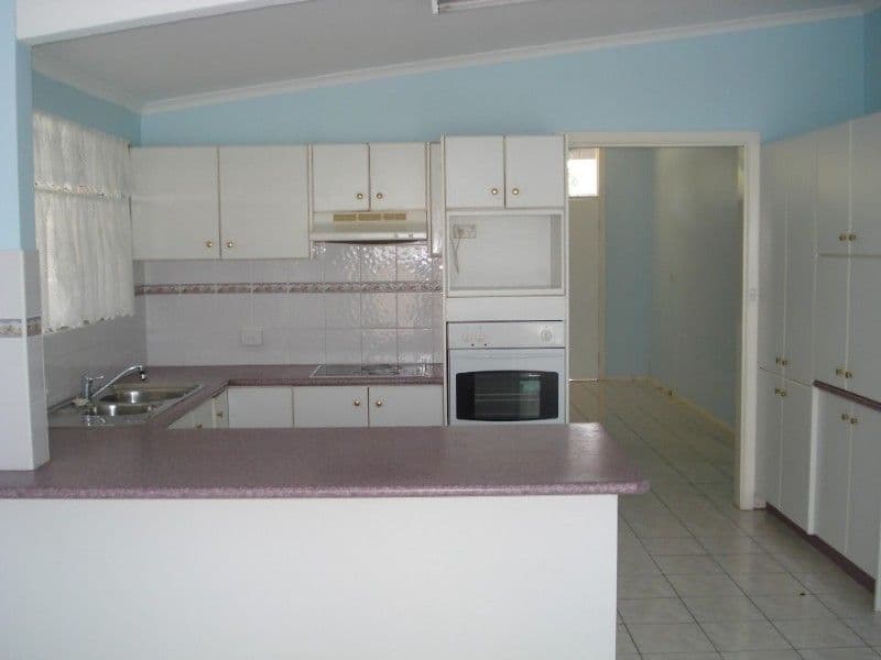 62 St Johns Road, HECKENBERG NSW 2168, Heckenberg - Thumbnail 3