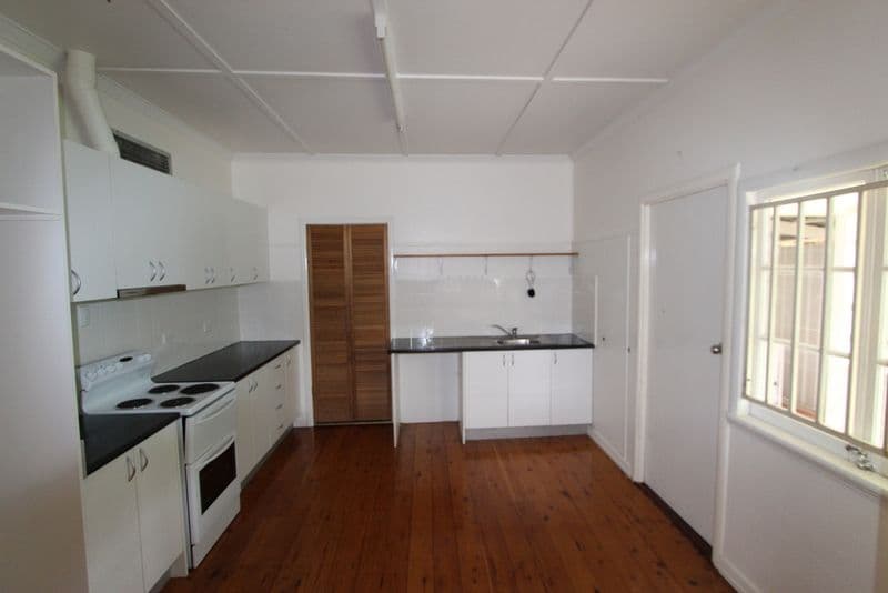 107 Galatea Street, Charleville QLD 4470, Charleville - Thumbnail 5