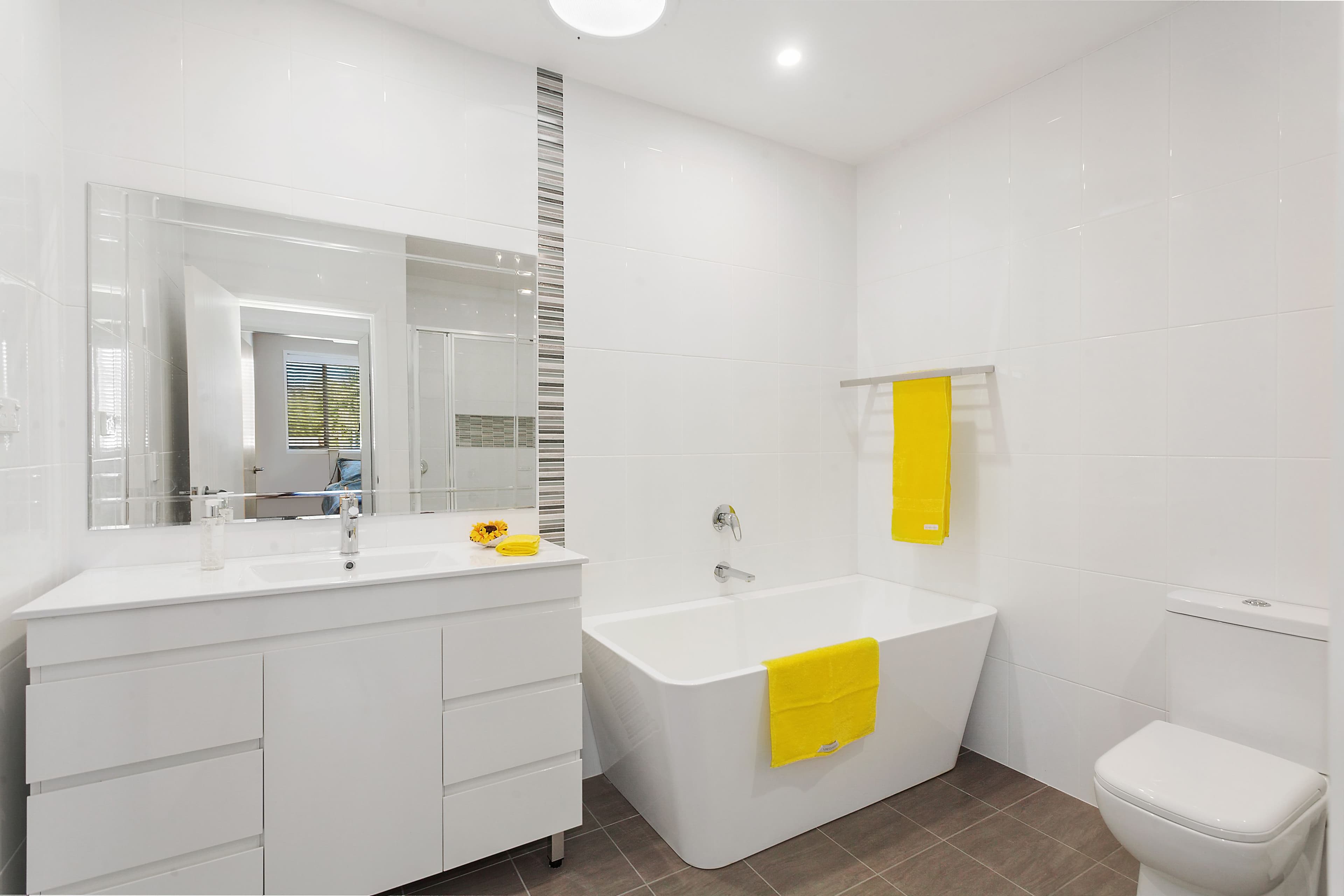 123 Lakedge Avenue, Berkeley Vale - Thumbnail 6