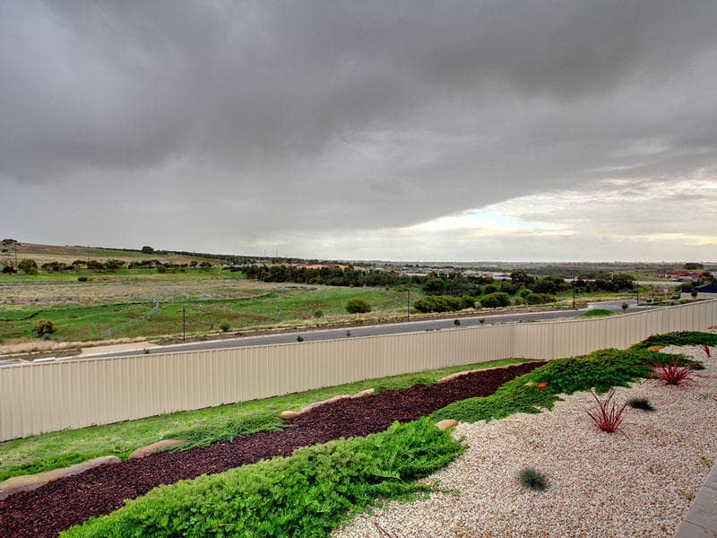 6 Auldstone Place, Huntfield Heights - Thumbnail 6