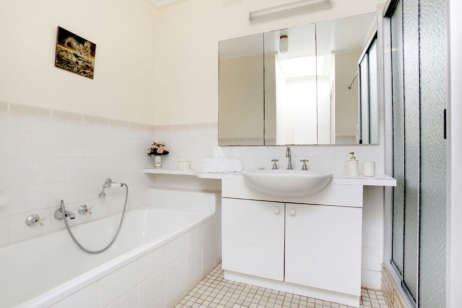 25 Glen Tower Drive, GLEN WAVERLEY VIC 3150, Glen Waverley - Thumbnail 8