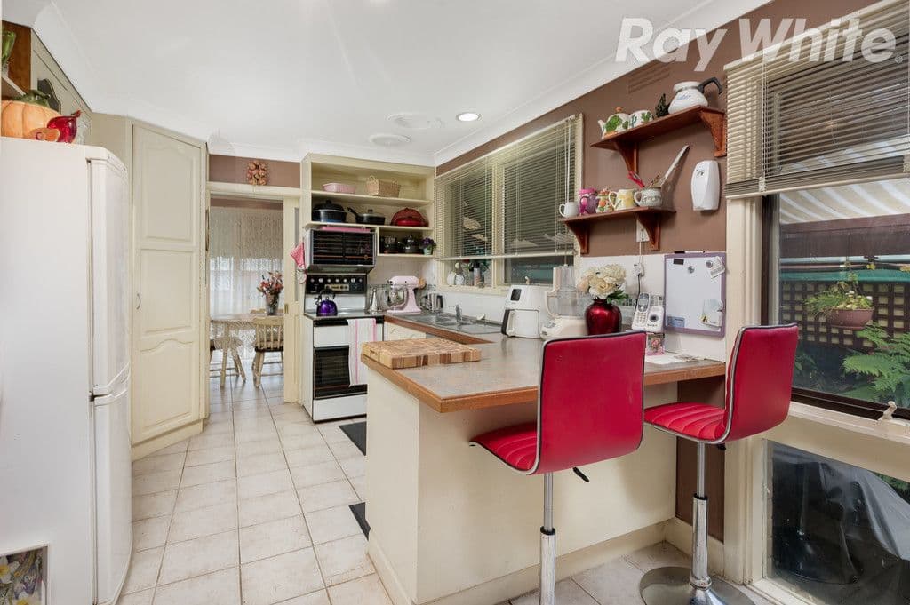 15 Walden Court, Bundoora VIC 3083, Bundoora - Thumbnail 4