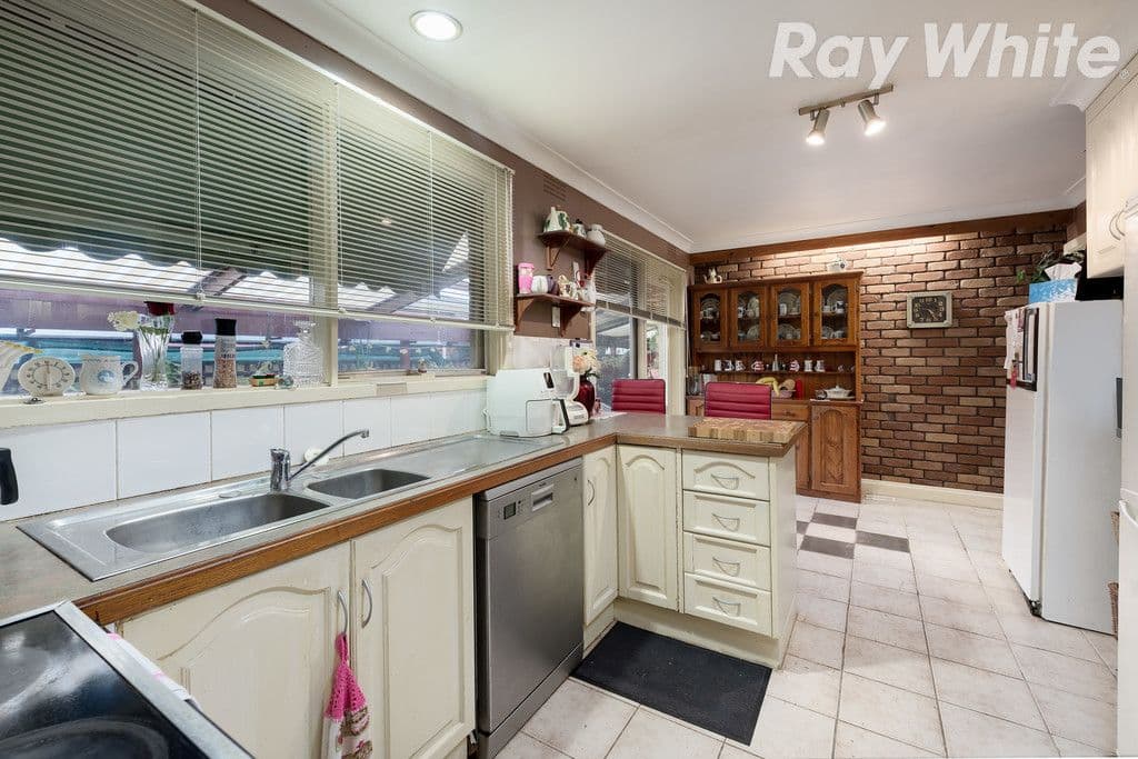 15 Walden Court, Bundoora VIC 3083, Bundoora - Thumbnail 5