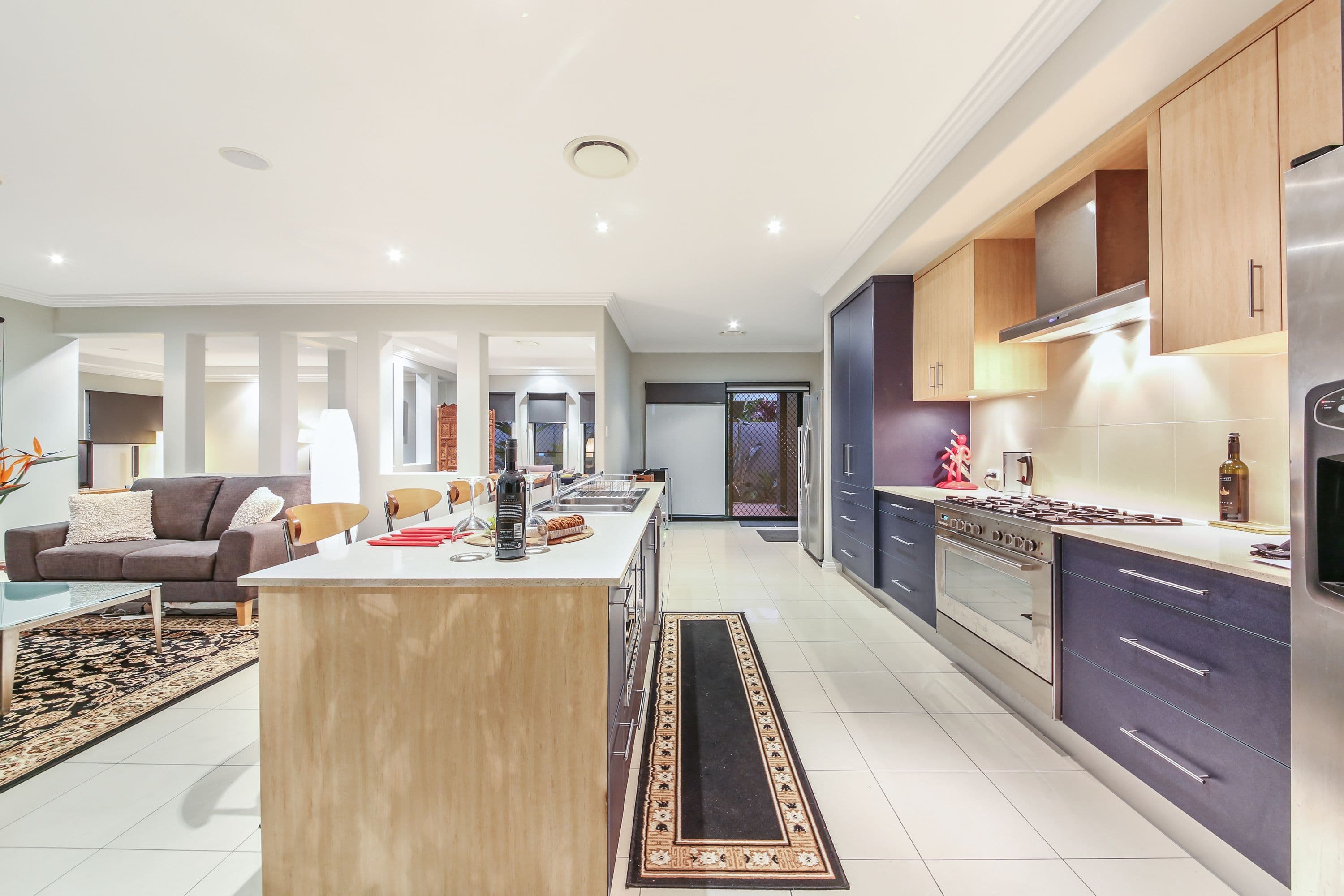 8 Waterview Crescent, Sorrento QLD 4217, Sorrento - Thumbnail 5