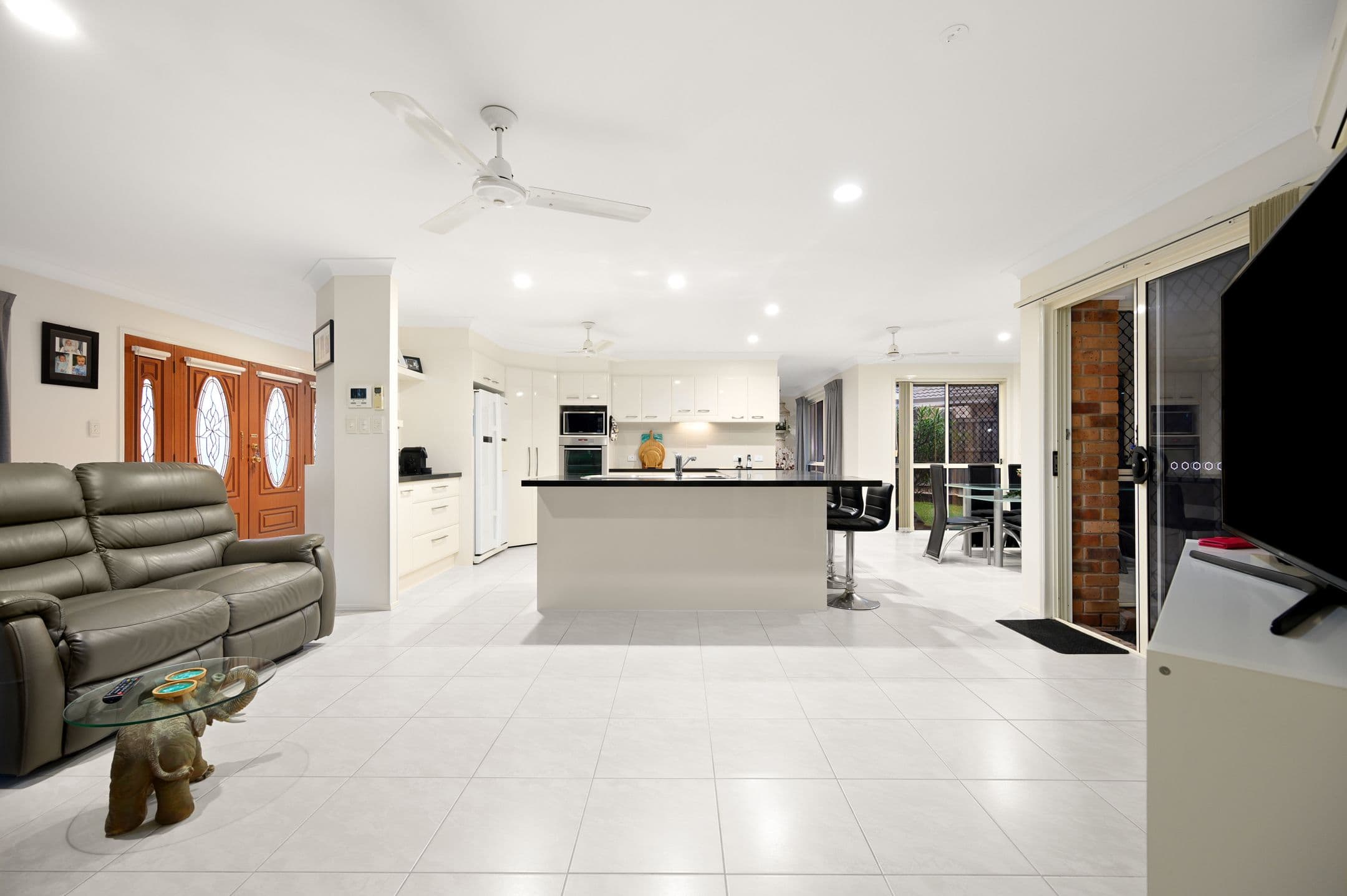 1 Pottinger Crescent, Oxenford QLD 4210, Oxenford - Thumbnail 5