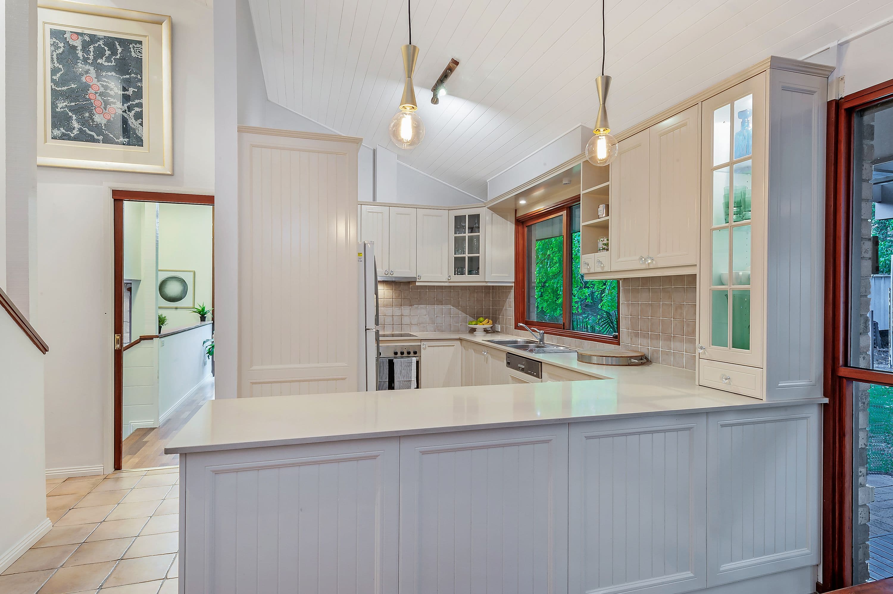 7 Nanette Place, Castle Hill - Image 1