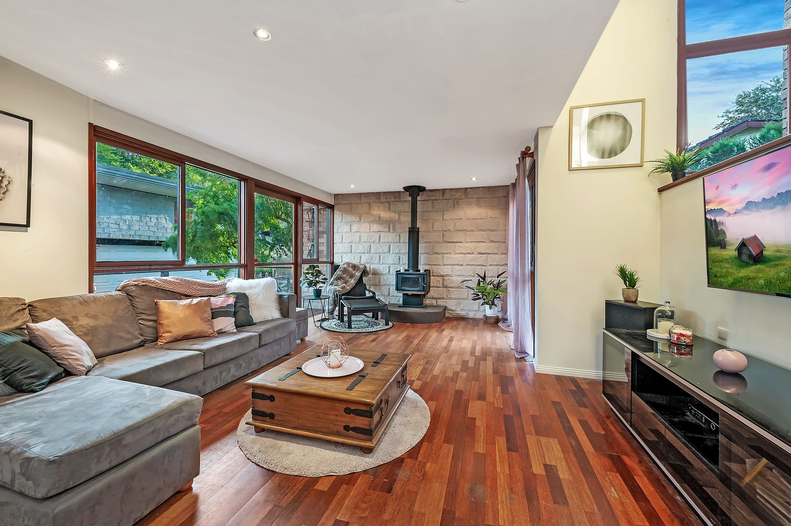 7 Nanette Place, Castle Hill - Thumbnail 3