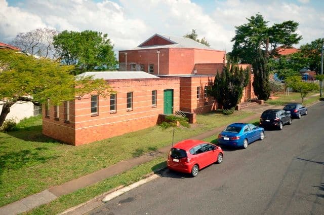 21 Vine Street, CLAYFIELD QLD 4011, Clayfield - Thumbnail 2