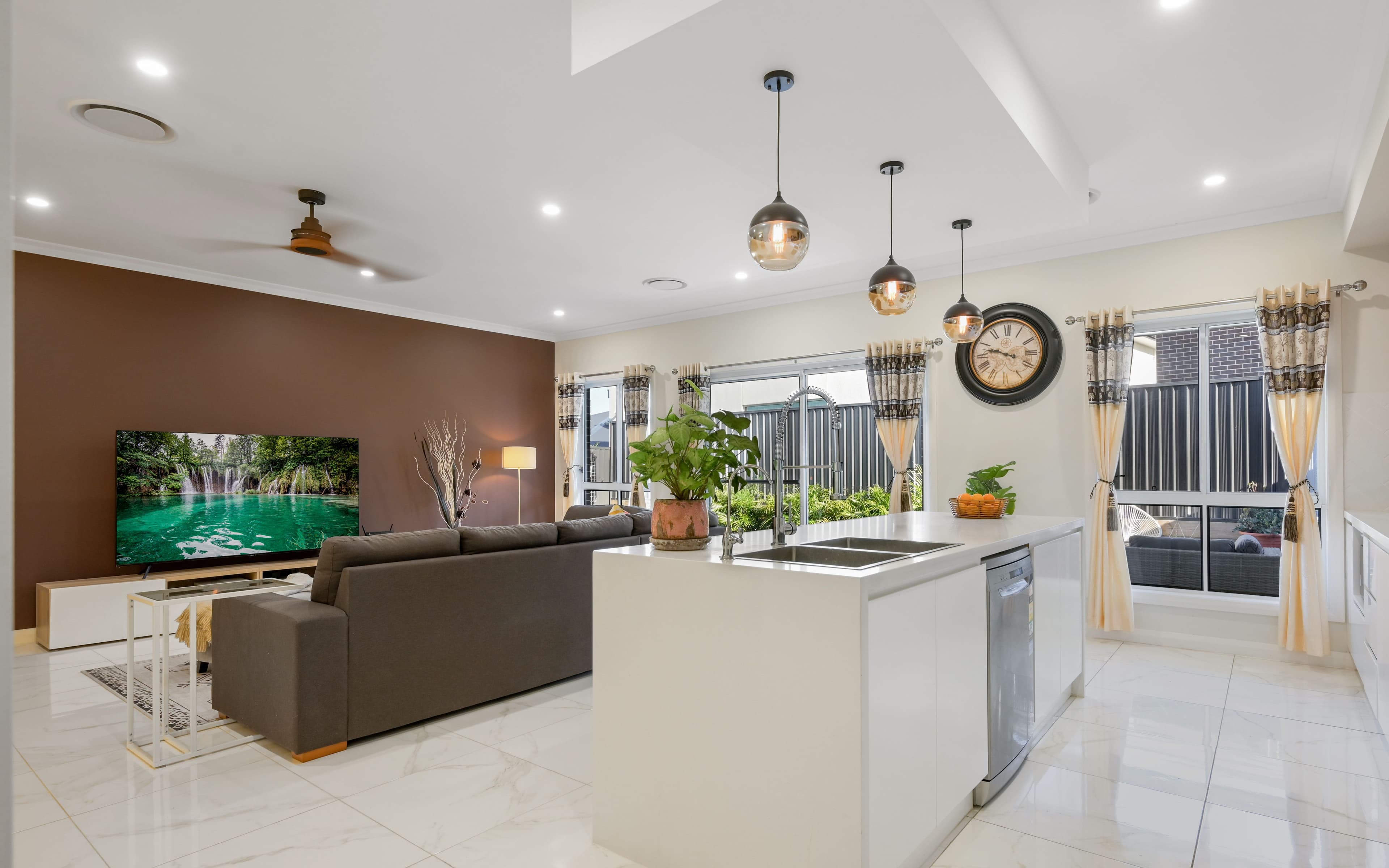 26 Westview Street, Campbelltown NSW 2560, Campbelltown - Thumbnail 3