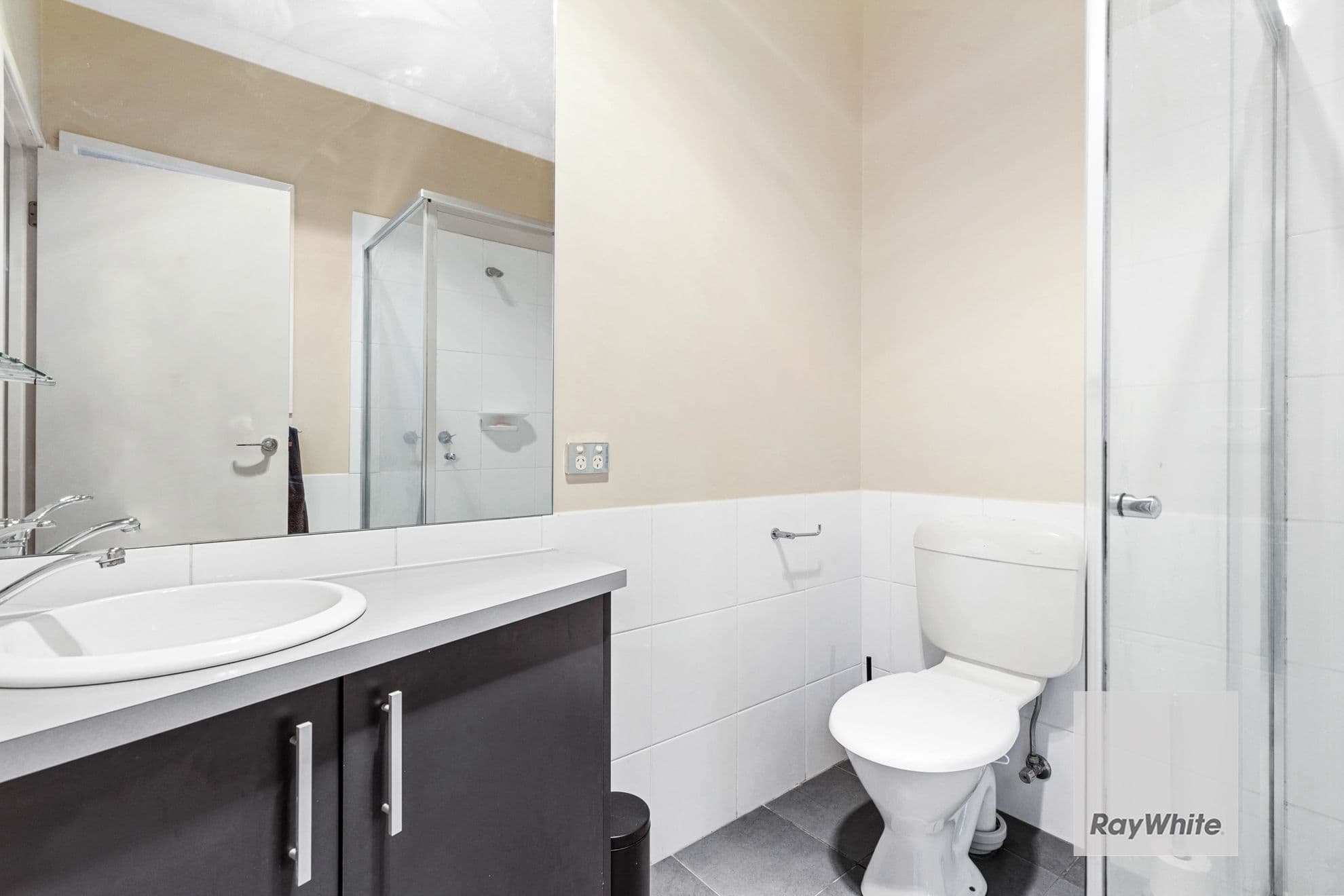 10 St Vincent Way, Caroline Springs VIC 3023, Caroline Springs - Thumbnail 4