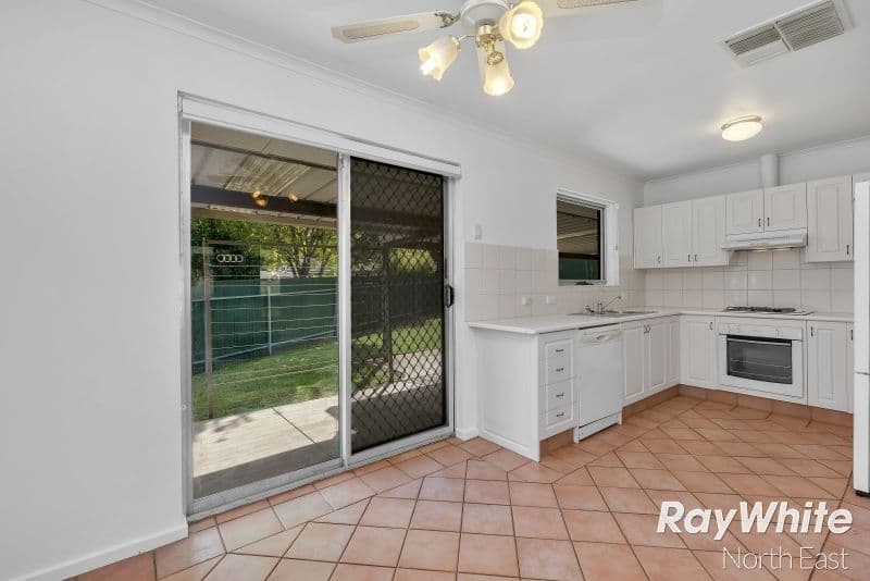 4 Wakefield Crescent, Redwood Park SA 5097, Redwood Park - Thumbnail 6