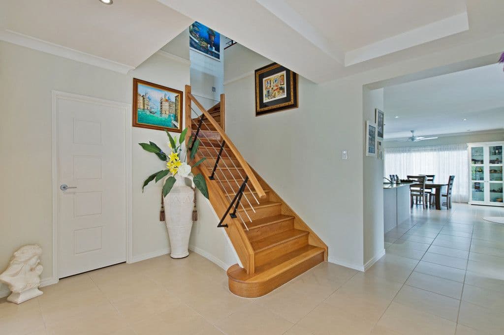 9 Greenacre Way, MAUDSLAND QLD 4210, Maudsland - Thumbnail 8