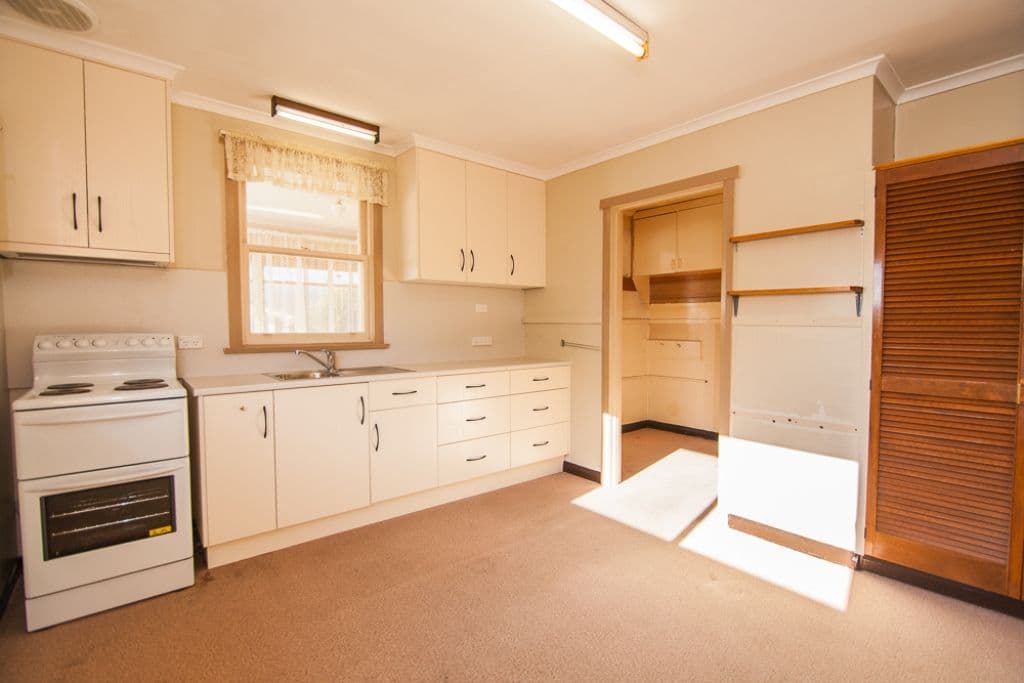 25 Trethewie Street, RAVENSWOOD TAS 7250, Ravenswood - Thumbnail 3