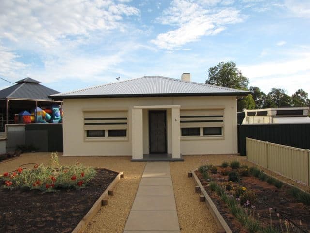 6 Pine Avenue, LOXTON SA 5333, Loxton - Image 1