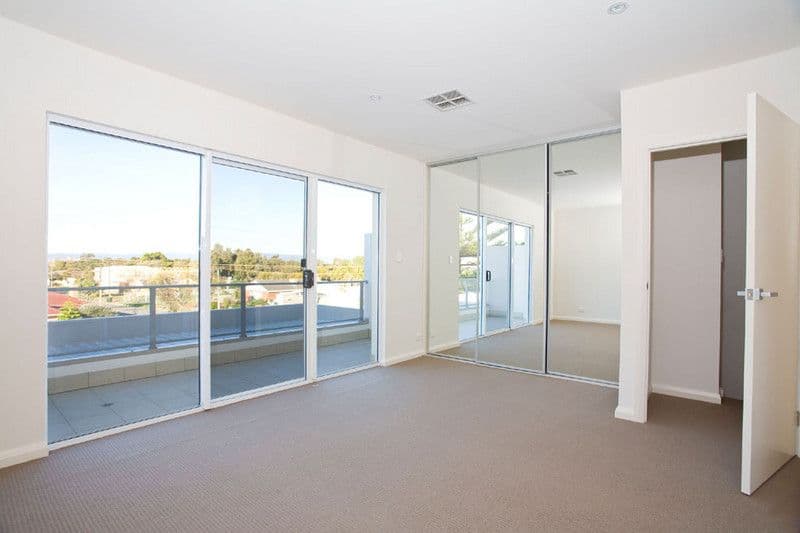 125 Military  Road, HENLEY BEACH SOUTH SA 5022, Henley Beach South - Thumbnail 6